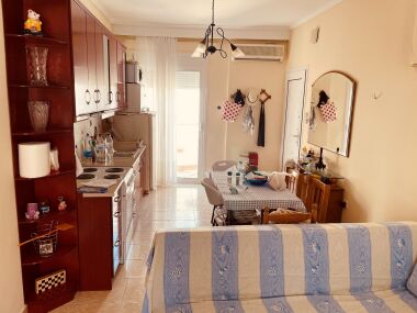Apartment on the first line in Pefkohori.