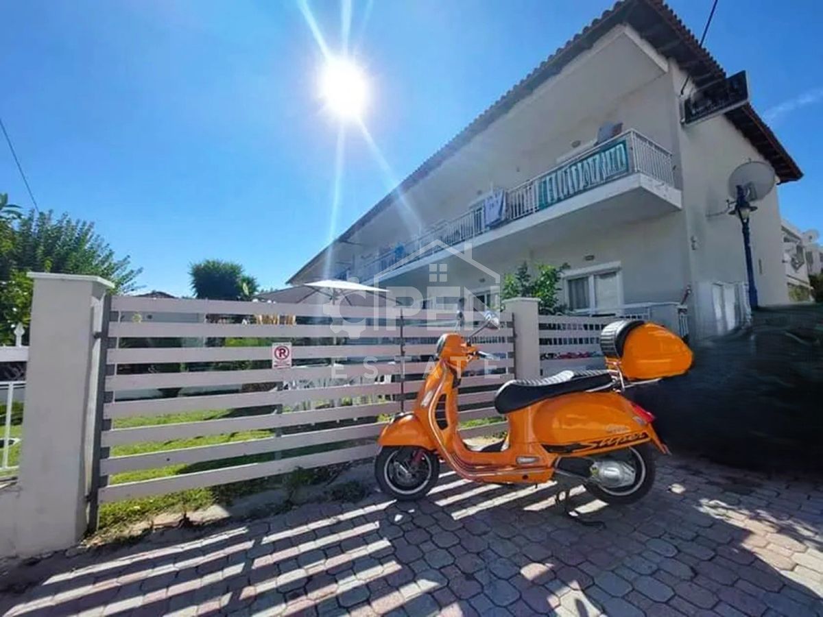 4 FURNISHED STUDIOS IN PEFKOCHORI