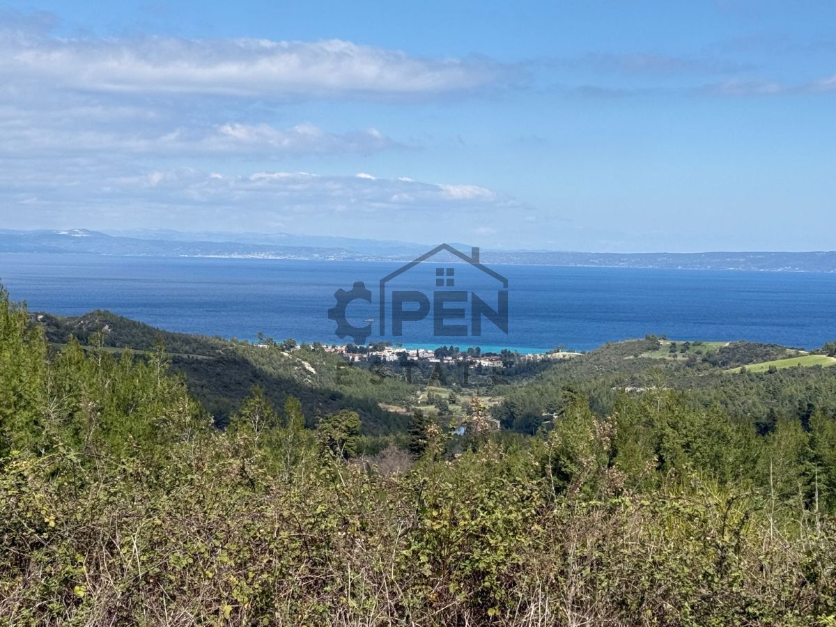 PLOT OF LAND IN AGIA PARASKEVI