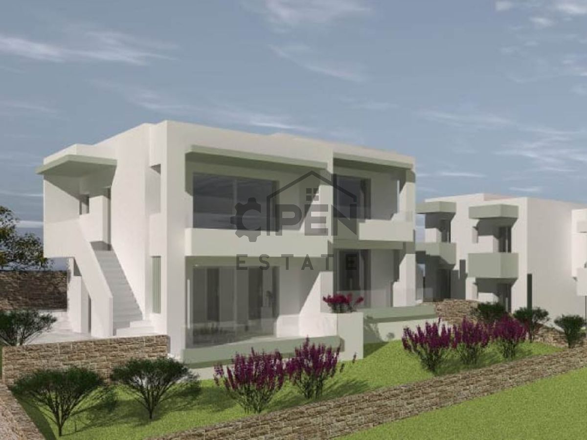 8 APARTMENTS IN POLYCHRONO