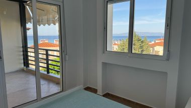APARTMENT WITH A WONDERFUL VIEW IN CHANIOTI