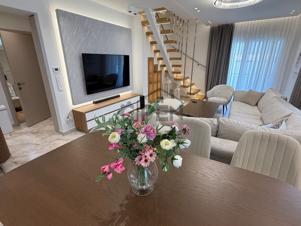 LUXURIOUS FURNISHED APARTMENT. PEFKOHORI.