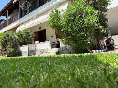 APARTMENT FOR SALE ON THE SECOND LINE IN PEFKOCHORI