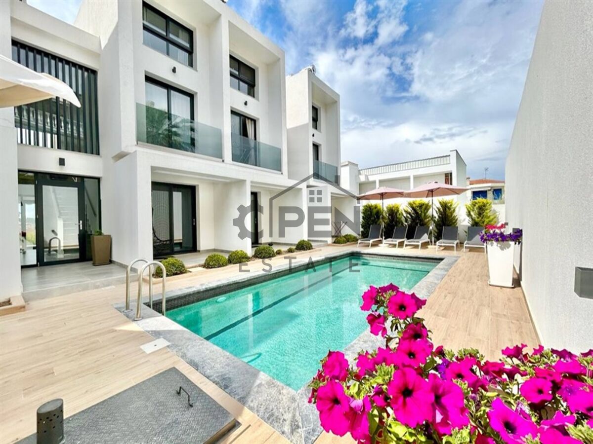 Two “Premium class” maisonettes.
