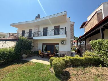 Furnished townhouse in Pefkohori.