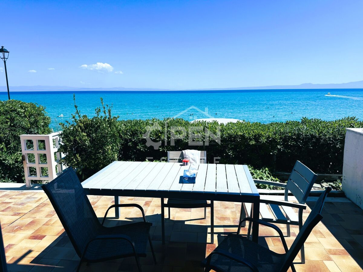 Two townhouses on the first line from the sea in the most expensive area of Hanioti are for sale.