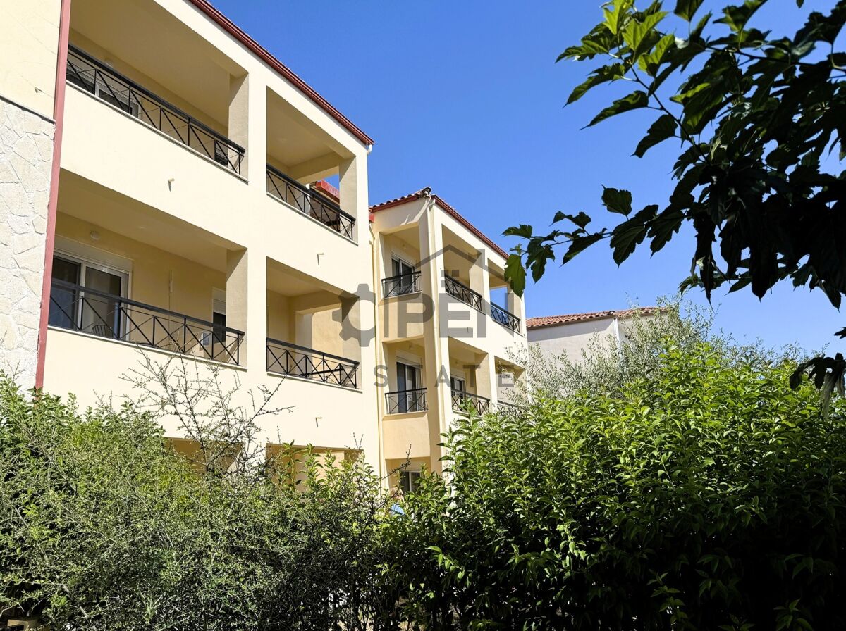 Mini-Hotel with 12 Studios – Pefkochori, Kassandra